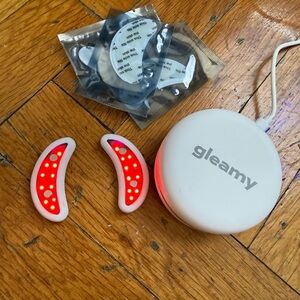 Gleamy Red LED Eye Pods